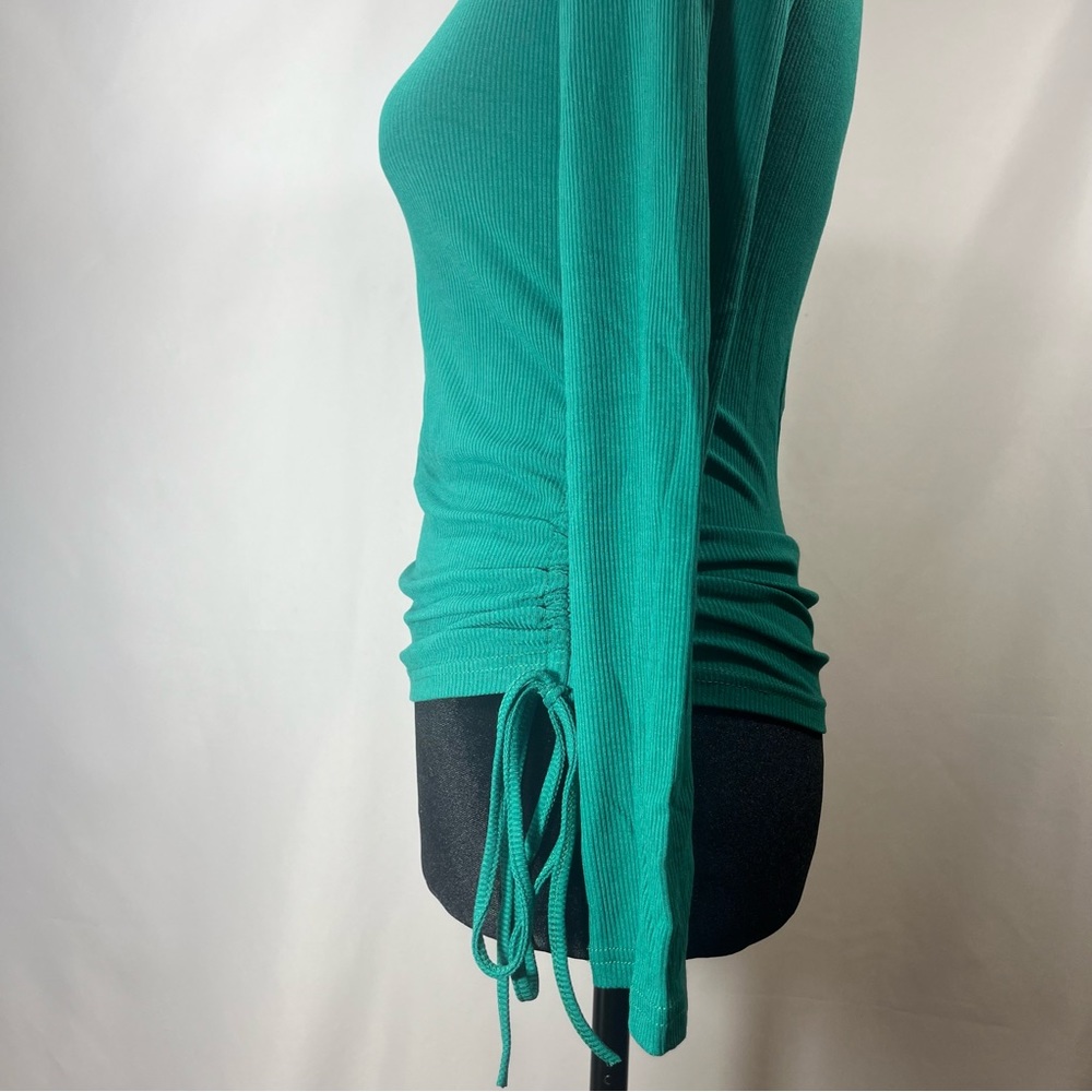 Green Ribbed Long Sleeve w/ Ruching - Picture 6 of 8
